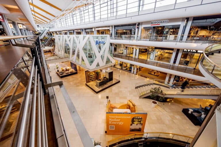 20230325 WoonmallAlexandrium JoniIsraeli 045 ER5 2142